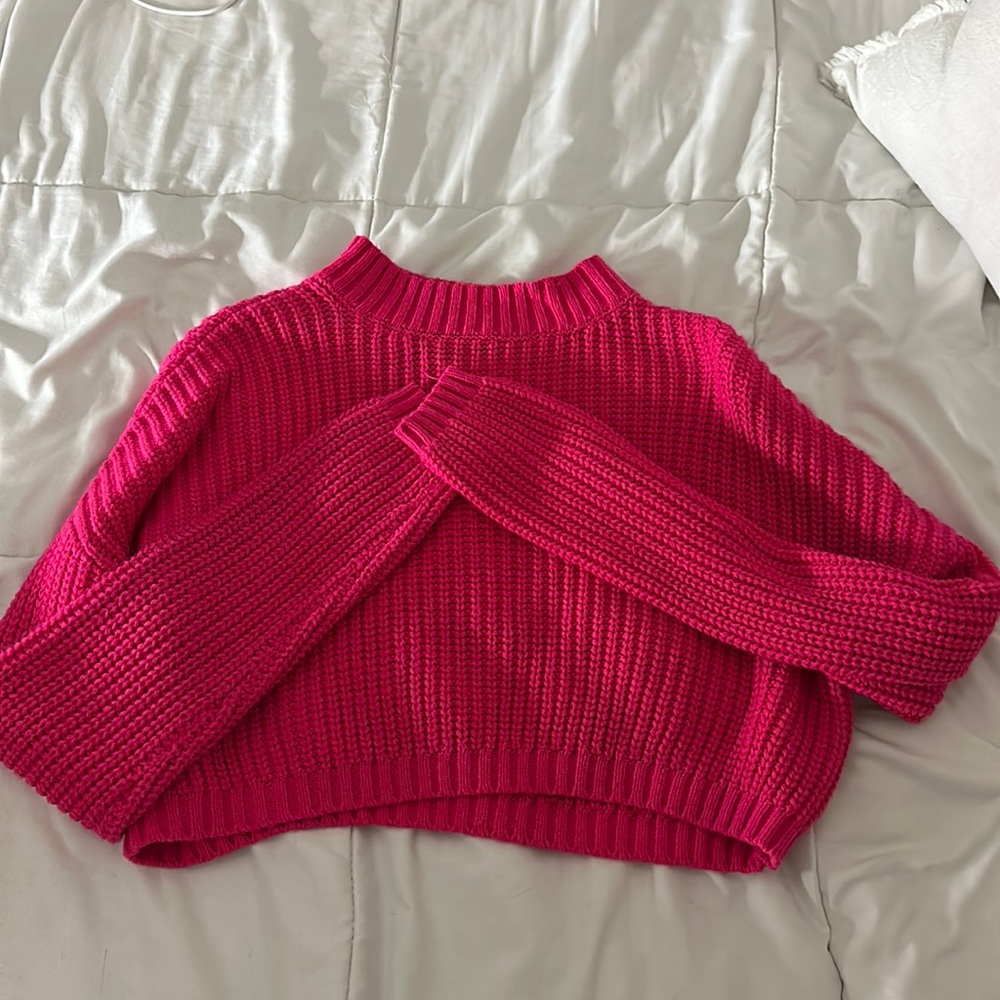 F21 Cropped Pink Sweater